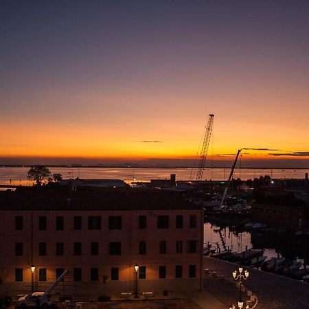 Mansarda Settimo Cielo Apartment Chioggia Exterior foto